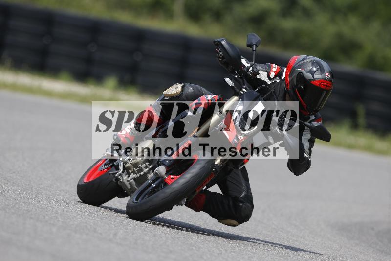 /27 12.06.2025 Ducati Schweiz Trackday Warmup  ADR/gruen-vert/ohne